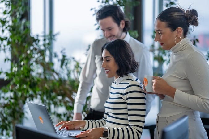 young-sales-trainees