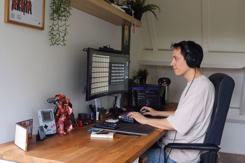 Norman Hendriks, Art Director at Serviceware at his homeoffice.